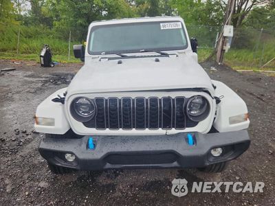 Piąte zdjęcie samochodu w środku: 2024 JEEP WRANGLER 4XE VIN:1C4RJXN67RW147792 - miniatura