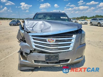 Piąte zdjęcie samochodu w środku: 2020 CADILLAC ESCALADE PLATINUM VIN:1GYS3DKJ8LR115405 - miniatura