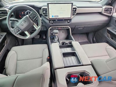 Zdjęcie 8 z 12 samochodu: 2025 TOYOTA TUNDRA CREWMAX LIMITED VIN:5TFJA5DBXSX314842 - miniatura