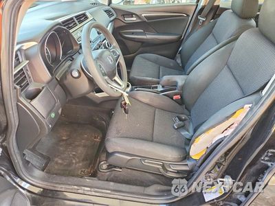Zdjęcie 7 z 12 samochodu: 2019 HONDA FIT LX VIN:3HGGK5H44KM712820 - miniatura