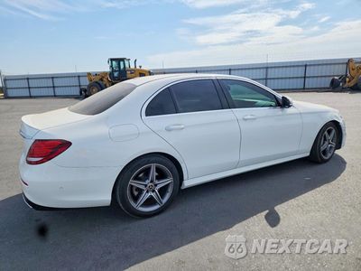 Trzecie zdjęcie samochodu z tyłu: 2018 MERCEDES-BENZ E 300 VIN:WDDZF4JB8JA391557 - miniatura
