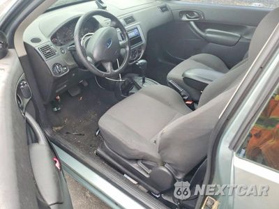 Zdjęcie 8 z 12 samochodu: 2005 FORD FOCUS ZX3 VIN:3FAFP31N95R100855 - miniatura