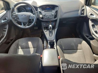 Zdjęcie 8 z 12 samochodu: 2016 FORD FOCUS SE VIN:1FADP3K27GL264585 - miniatura