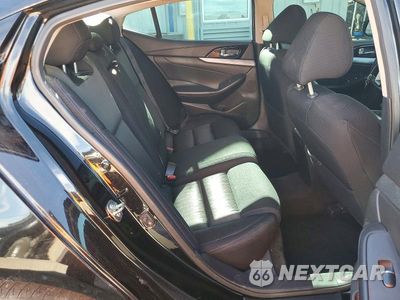 Zdjęcie 10 z 12 samochodu: 2016 NISSAN MAXIMA 3.5 S VIN:1N4AA6AP6GC421865 - miniatura