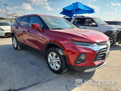 Czwarte zdjęcie samochodu z boku: 2020 CHEVROLET BLAZER 1LT VIN:3GNKBBRA8LS535737 - miniatura
