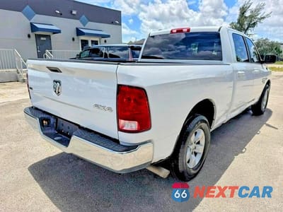 Trzecie zdjęcie samochodu z tyłu: 2021 RAM 1500 CLASSIC SLT VIN:1C6RR7TT6MS521432 - miniatura