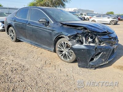 Czwarte zdjęcie samochodu z boku: 2018 TOYOTA CAMRY SE VIN:JTNB11HK9J3026920 - miniatura