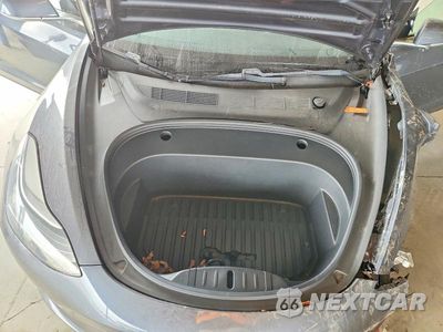 Zdjęcie 11 z 12 samochodu: 2020 TESLA MODEL 3 VIN:5YJ3E1EAXLF804821 - miniatura