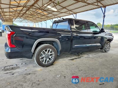 Trzecie zdjęcie samochodu z tyłu: 2024 TOYOTA TUNDRA 1794 EDITION HV VIN:5TFMC5ECXRX007826 - miniatura