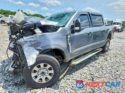 2024 FORD F350 SUPER DUTY 1FT8W3BTXREF33886 - główne zdjęcie licytacji z USA - miniatura
