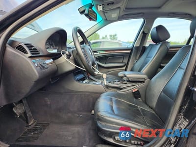 Zdjęcie 7 z 12 samochodu: 2004 BMW 325 XI VIN:WBAEU33494PR06832 - miniatura
