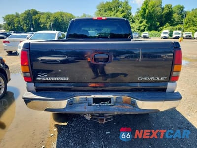 Zdjęcie 6 z 12 samochodu: 2005 GMC NEW SIERRA K1500 VIN:1GTEK19BX5Z236121 - miniatura