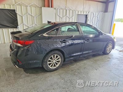 Trzecie zdjęcie samochodu z tyłu: 2018 HYUNDAI SONATA SE VIN:5NPE24AF3JH707379 - miniatura