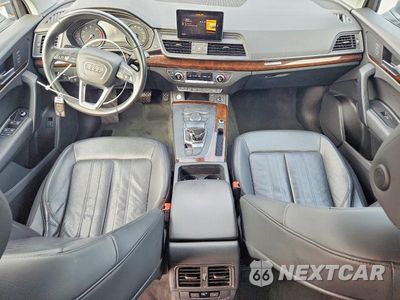 Zdjęcie 8 z 13 samochodu: 2019 AUDI Q5 PREMIUM VIN:WA1ANAFY4K2042004 - miniatura