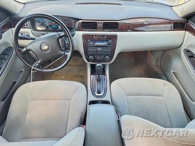 Zdjęcie 8 z 12 samochodu: 2014 CHEVROLET IMPALA LIMITED LT VIN:2G1WB5E35E1188779 - miniatura