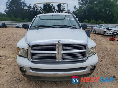 Piąte zdjęcie samochodu w środku: 2004 DODGE RAM 1500 ST VIN:1D7HA18D04S703000 - miniatura