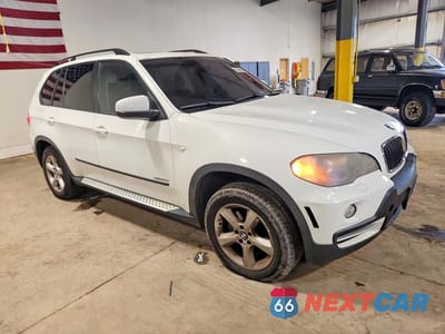 Czwarte zdjęcie samochodu z boku: 2010 BMW X5 XDRIVE30I VIN:5UXFE4C53AL385109 - miniatura