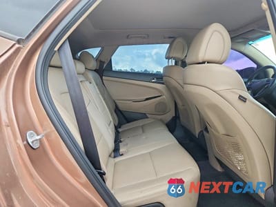 Zdjęcie 11 z 13 samochodu: 2016 HYUNDAI TUCSON LIMITED VIN:KM8J33A20GU076961 - miniatura