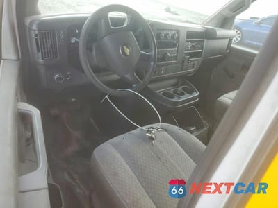 Zdjęcie 8 z 14 samochodu: 2016 CHEVROLET EXPRESS G3500 VIN:1GB0GRFF8G1149129 - miniatura