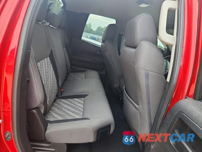 Zdjęcie 10 z 13 samochodu: 2018 TOYOTA TUNDRA SR VIN:5TFRM5F17JX123067 - miniatura