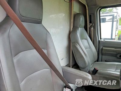 Zdjęcie 11 z 13 samochodu: 2015 FORD E350 BOX TRUCK VIN:1FDWE3FL4FDA37273 - miniatura