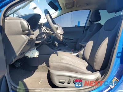 Zdjęcie 7 z 12 samochodu: 2018 HYUNDAI IONIQ SEL VIN:KMHC75LC8JU099393 - miniatura