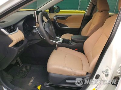 Zdjęcie 7 z 13 samochodu: 2025 TOYOTA RAV4 LE VIN:2T3H1RFV7SC335103 - miniatura