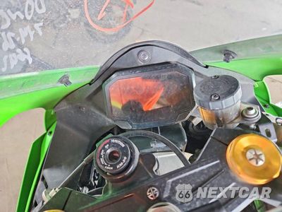 Zdjęcie 7 z 8 samochodu: 2024 KAWASAKI ZX1002 L VIN:JKBZXVL12RA013995 - miniatura