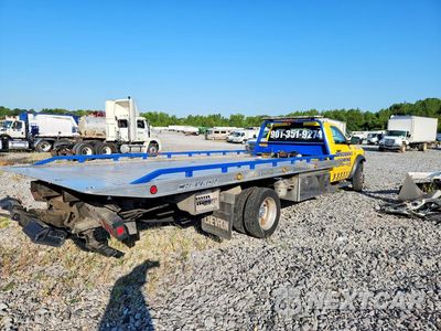 Trzecie zdjęcie samochodu z tyłu: 2019 RAM 5500 VIN:3C7WRMDL7KG645726 - miniatura