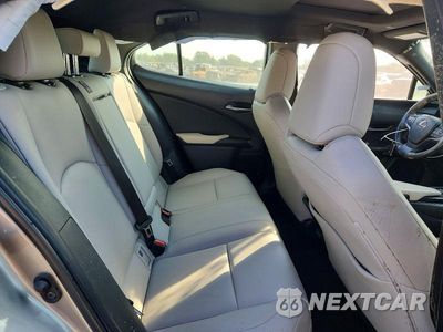 Zdjęcie 11 z 13 samochodu: 2022 LEXUS UX 200 BASE VIN:JTHP3JBH2N2047748 - miniatura