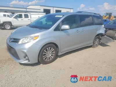 2020 TOYOTA SIENNA XLE 8-PASSENGER 5TDYZ3DCXLS034057 - główne zdjęcie licytacji z USA - miniatura
