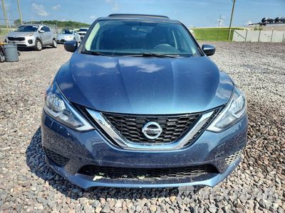 Piąte zdjęcie samochodu w środku: 2017 NISSAN SENTRA S VIN:3N1AB7AP8HY320884 - miniatura