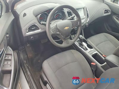 Zdjęcie 8 z 12 samochodu: 2018 CHEVROLET CRUZE LT VIN:3G1BE6SM0JS655274 - miniatura