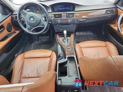 Zdjęcie 8 z 12 samochodu: 2009 BMW 335 XI VIN:WBAPL33599A406328 - miniatura