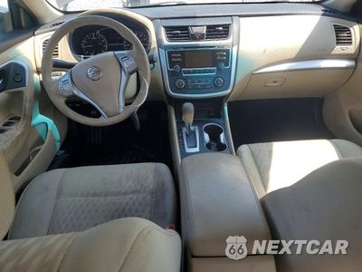 Zdjęcie 8 z 12 samochodu: 2017 NISSAN ALTIMA 2.5 S VIN:1N4AL3AP4HN317387 - miniatura