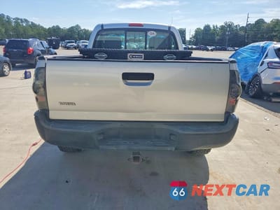 Zdjęcie 6 z 12 samochodu: 2006 TOYOTA TACOMA BASE VIN:5TEPX42N06Z253905 - miniatura