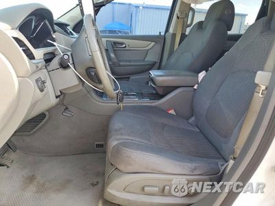 Zdjęcie 7 z 13 samochodu: 2015 CHEVROLET TRAVERSE LT VIN:1GNKRGKD1FJ323278 - miniatura