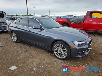 Czwarte zdjęcie samochodu z boku: 2012 BMW 328 I VIN:WBA3A5C54CF341589 - miniatura