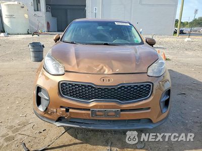 Piąte zdjęcie samochodu w środku: 2018 KIA SPORTAGE LX VIN:KNDPM3AC1J7444008 - miniatura