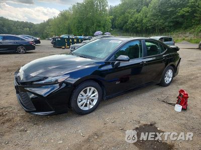 2025 TOYOTA CAMRY LE 4T1DAACK6SU191402 - główne zdjęcie licytacji z USA - miniatura