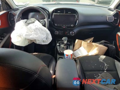 Zdjęcie 8 z 12 samochodu: 2023 KIA SOUL GT LINE VIN:KNDJ53AU0P7841844 - miniatura