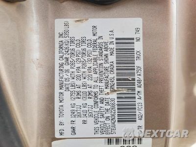 Zdjęcie 12 z 12 samochodu: 2006 TOYOTA TACOMA V6 VIN:5TEUU42N36Z266630 - miniatura