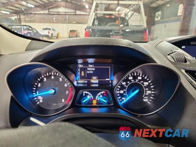 Zdjęcie 9 z 13 samochodu: 2018 FORD ESCAPE S VIN:1FMCU0F7XJUA18842 - miniatura