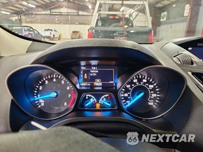 Zdjęcie 9 z 13 samochodu: 2018 FORD ESCAPE S VIN:1FMCU0F7XJUA18842 - miniatura