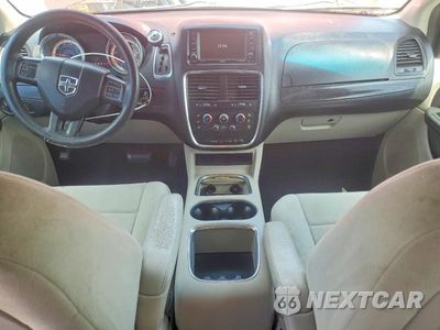 Zdjęcie 8 z 13 samochodu: 2013 DODGE GRAND CARAVAN SXT VIN:2C4RDGCG2DR773965 - miniatura