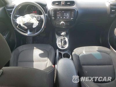 Zdjęcie 8 z 13 samochodu: 2018 KIA SOUL + VIN:KNDJP3A52J7902718 - miniatura