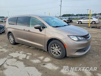 Czwarte zdjęcie samochodu z boku: 2017 CHRYSLER PACIFICA TOURING VIN:2C4RC1DG8HR609866 - miniatura