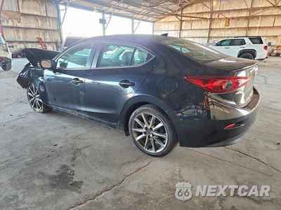 Drugie zdjęcie samochodu z przodu: 2018 MAZDA 3 TOURING VIN:3MZBN1V33JM255322 - miniatura