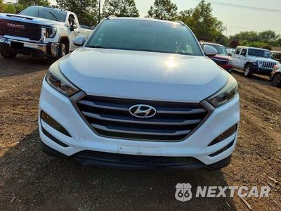 Piąte zdjęcie samochodu w środku: 2016 HYUNDAI TUCSON SE VIN:KM8J3CA42GU133145 - miniatura