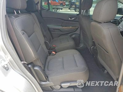 Zdjęcie 11 z 13 samochodu: 2023 GMC ACADIA SLE VIN:1GKKNKL42PZ236924 - miniatura